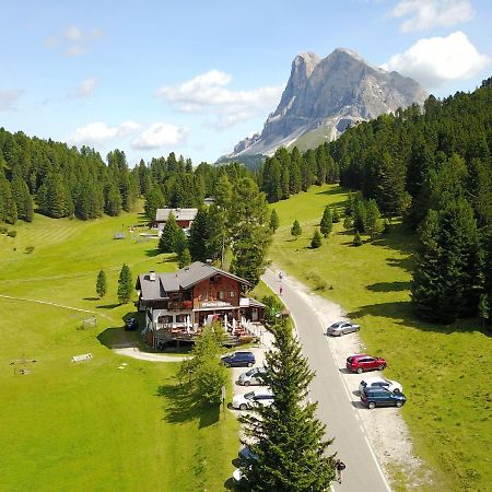 Edelweisshuette Hotel Funes  Kültér fotó